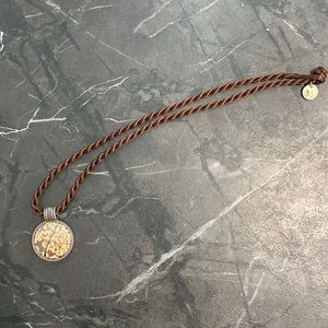 Brown rope necklace